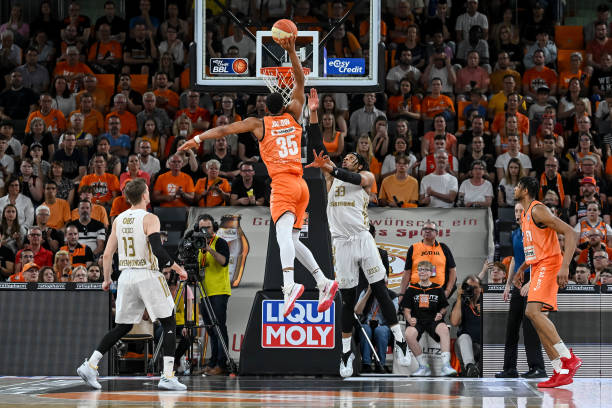 这场比赛的 这场比赛的