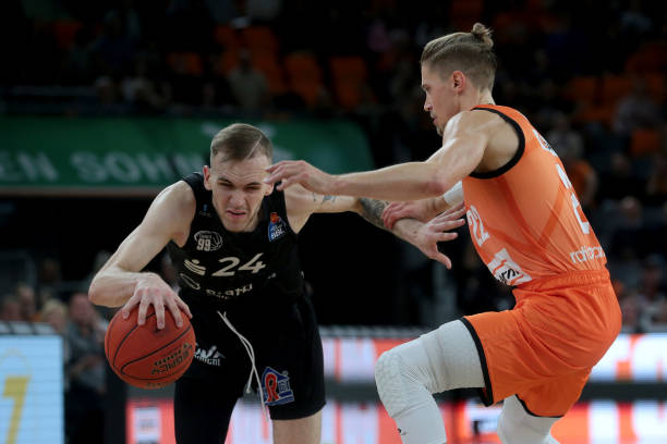 这是一条可 这是一条可