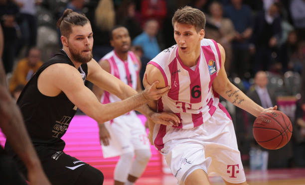 更多依赖远 更多依赖远